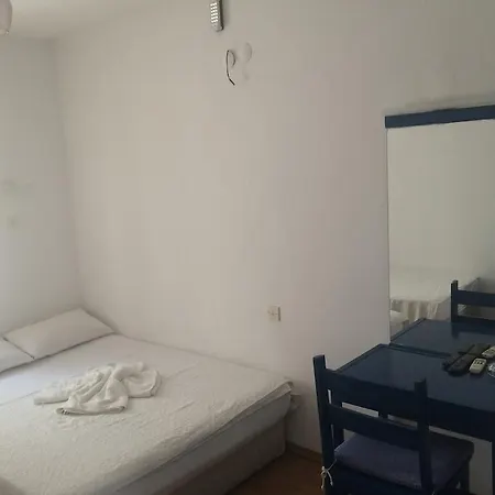 فندق Nil Mars 2*