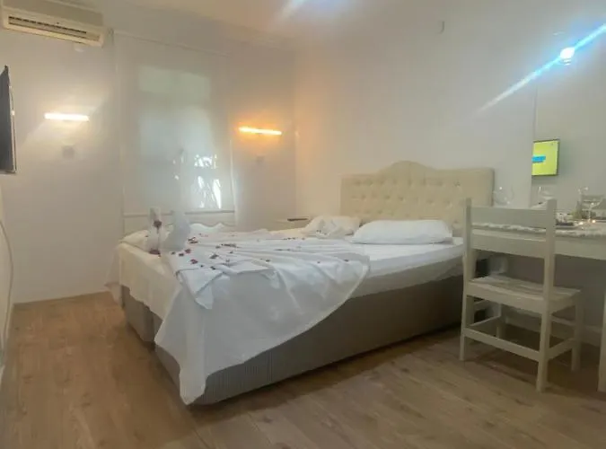 Otel Nıl Mars 3*